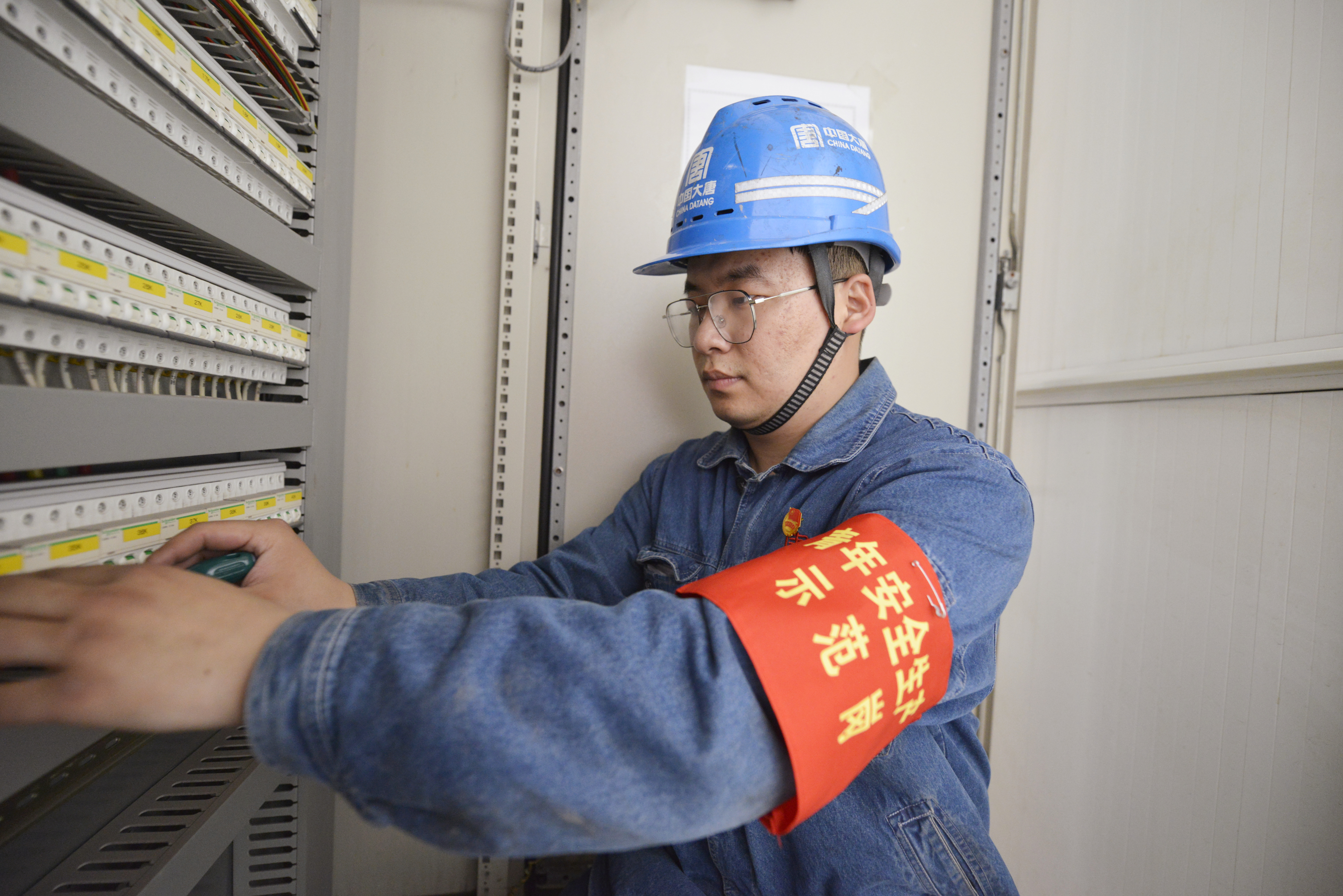 【最美大唐人】全國優秀共青團員張浩男（武安發電公司） (2).jpg