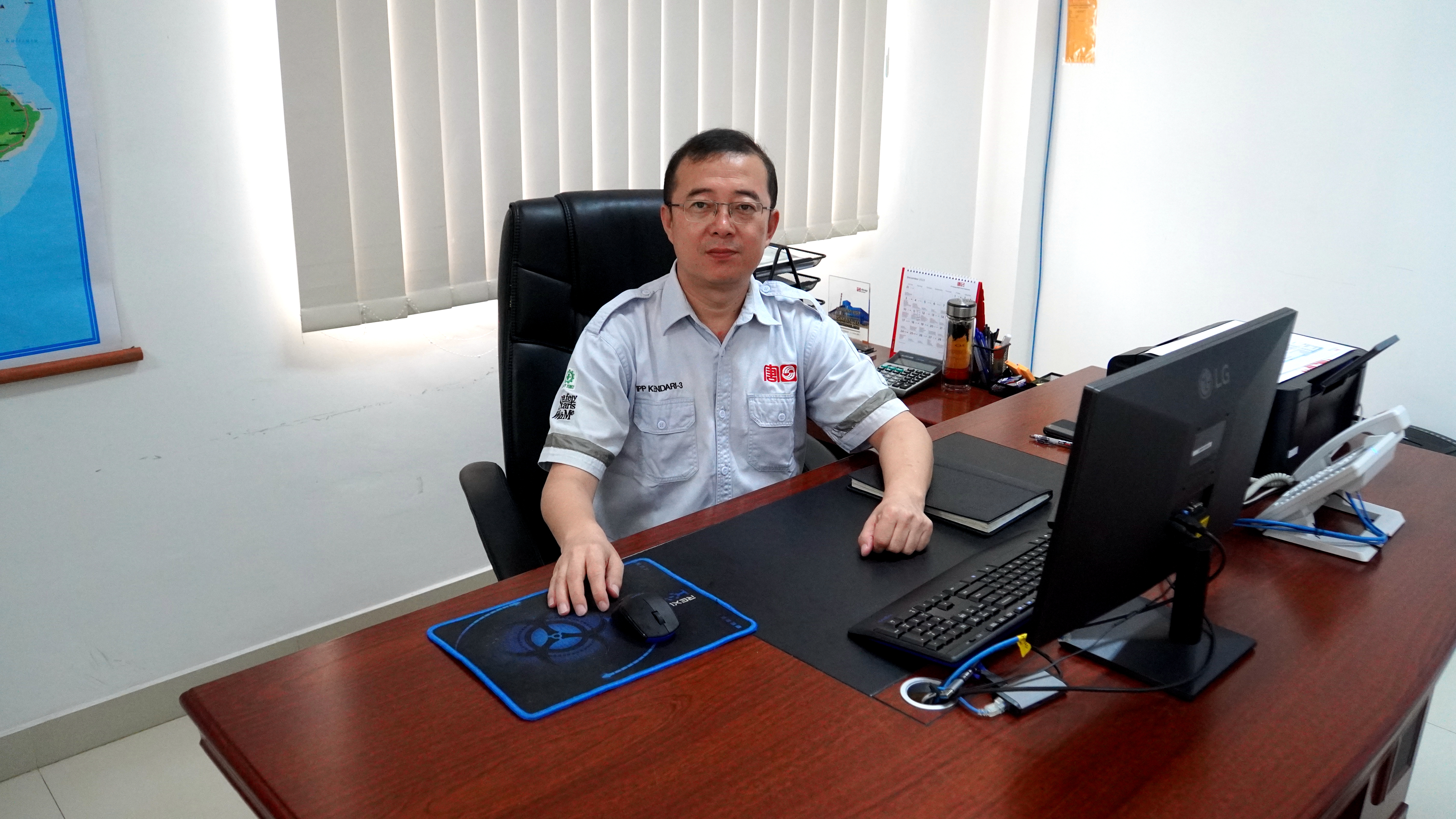 1715233132408082244.jpg 王全民在辦公室.jpg